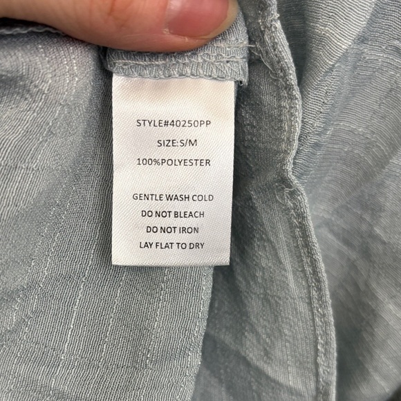 Blue Relaxed Long Sleeve Blouse - Picture 4 of 4